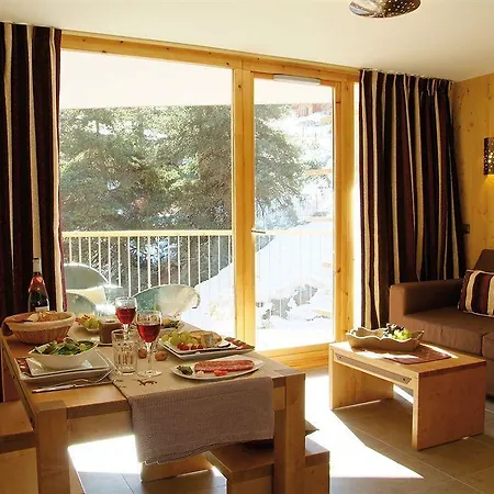 Lagrange Vacances Les 3 Glaciers Appart hôtel
